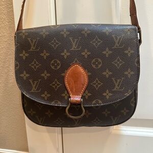 Authentic Louis Vuitton Monogram Saint Cloud Flap Shoulder/CrossbodyBag, GM size